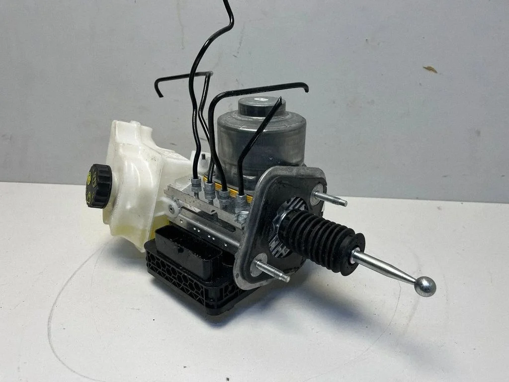 ABS block 5B6E462 – BMW X2 U10 (2023-)