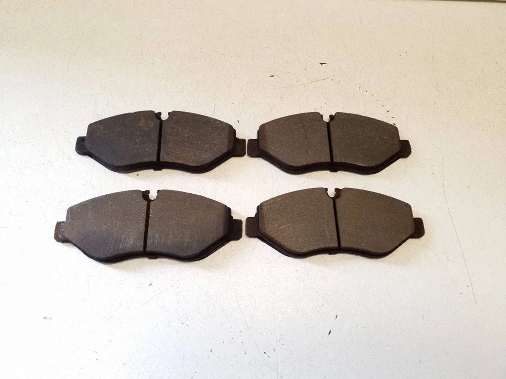 Brake pads (front) PPF21515