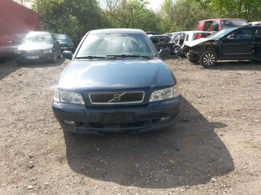 Volvo S40, V40