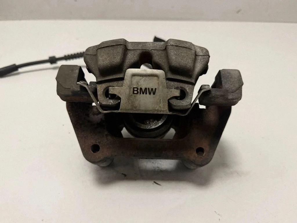 Front brake caliper – BMW 3 Series GT F34 (2013-2017)