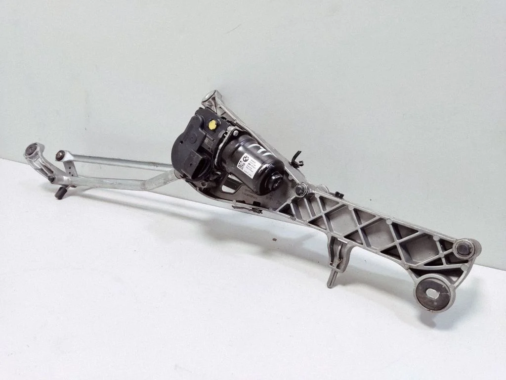 Front wiper linkage and motor – BMW iX1 (2022-)
