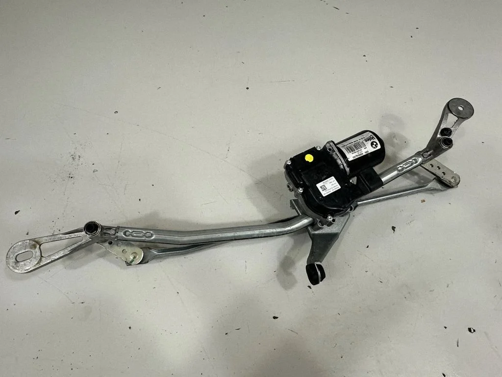 Front wiper linkage and motor – BMW 5 Series G30 G31 G38 (2016-)