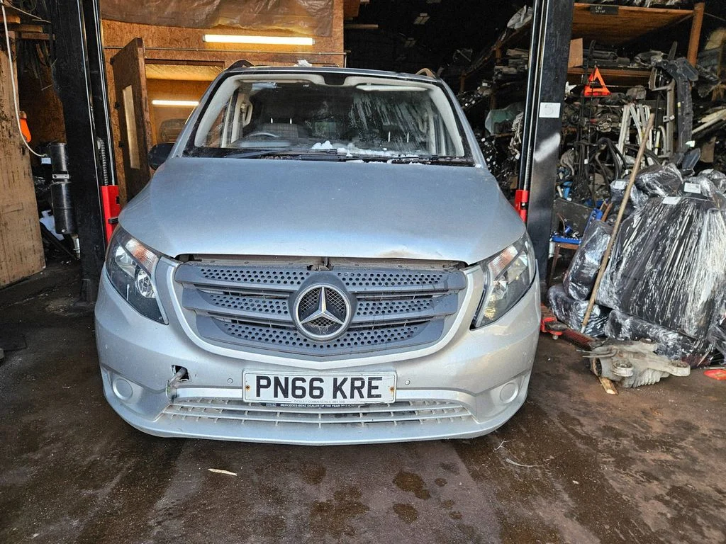 Mercedes-Benz Vito/ Viano