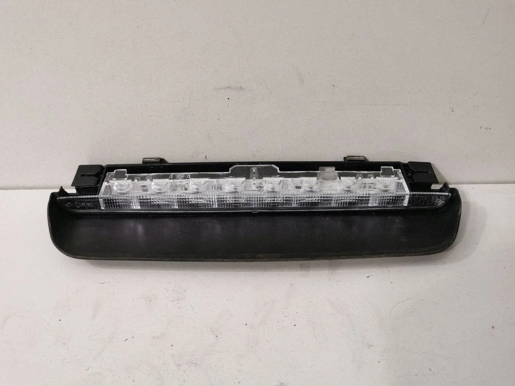 Papildu stopgaismas lukturis – BMW 4. sērija F32 F33 (2013-2020)