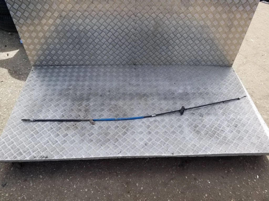 Handbrake/parking brake wiring cable – left