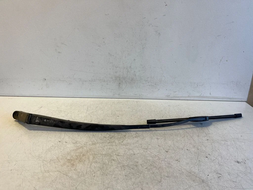 Front wiper blade arm 7107