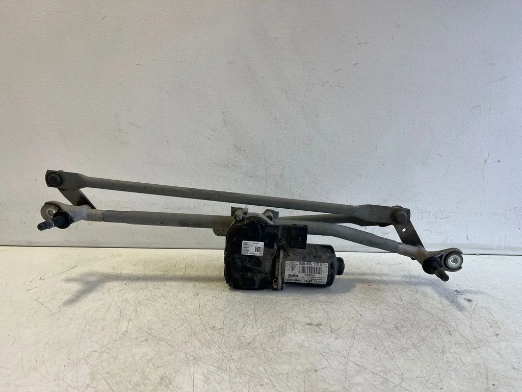 Mechanizm wycieraczek z silniczkiem 95B955113A