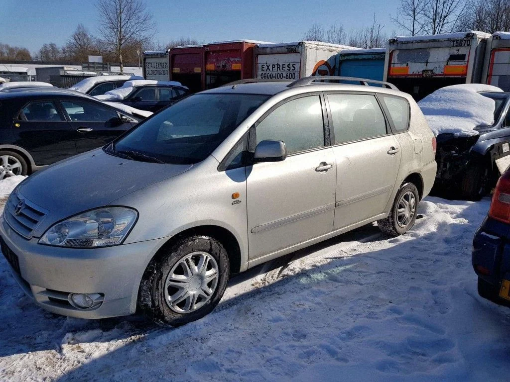 Toyota Avensis Verso