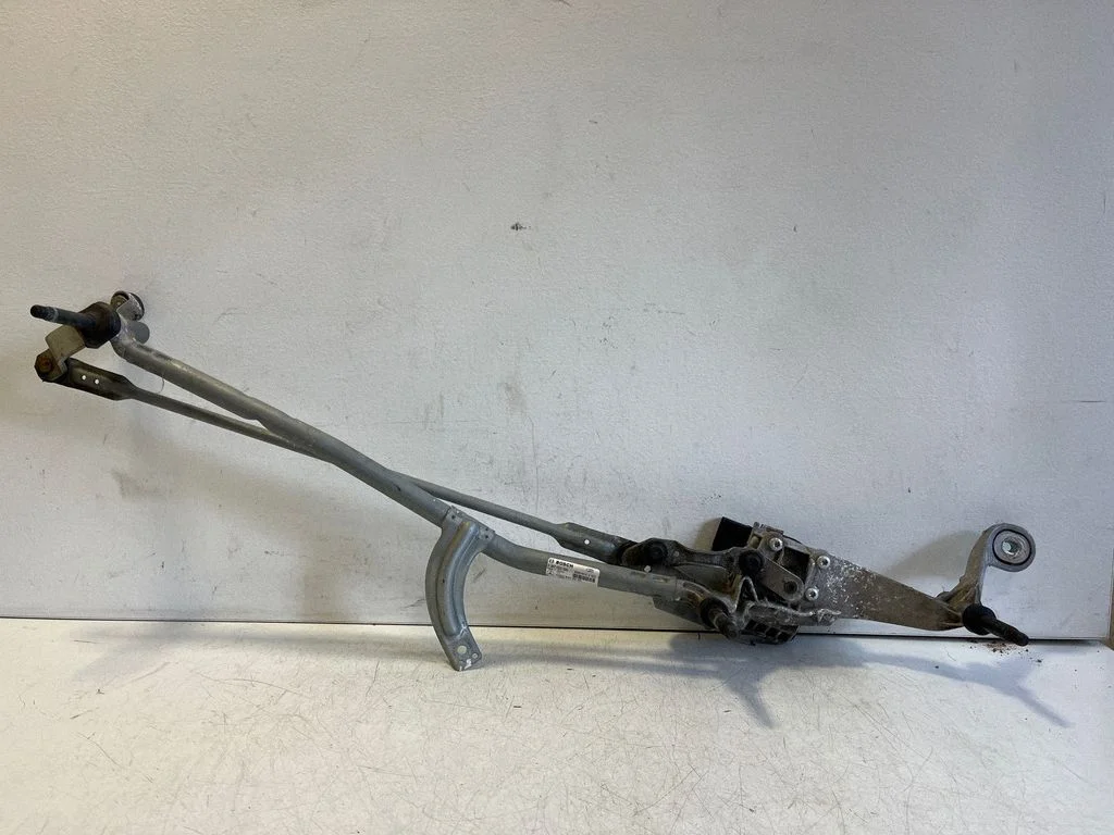 Front wiper linkage and motor A2538209800