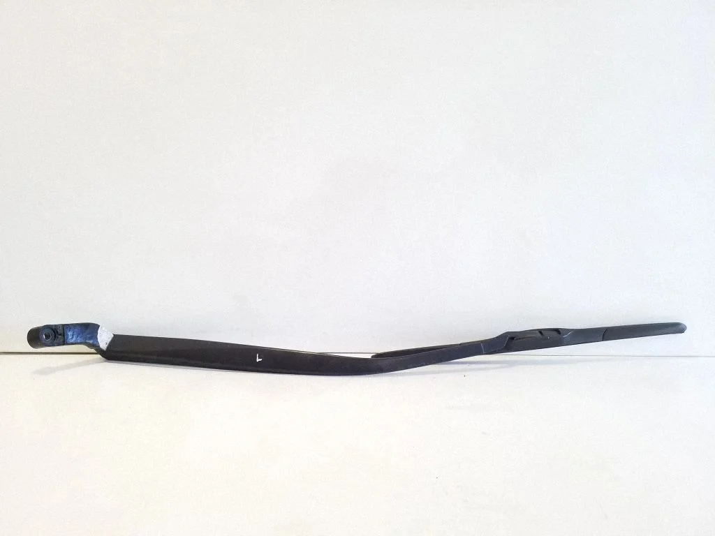 Windshield/front glass wiper blade – left