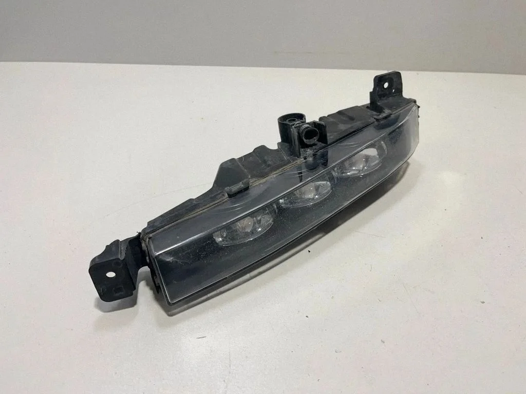 Front fog light – BMW 7 Series G11 G12 (2015-2022)