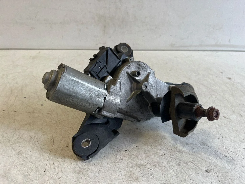 Rear window wiper motor 0390201861