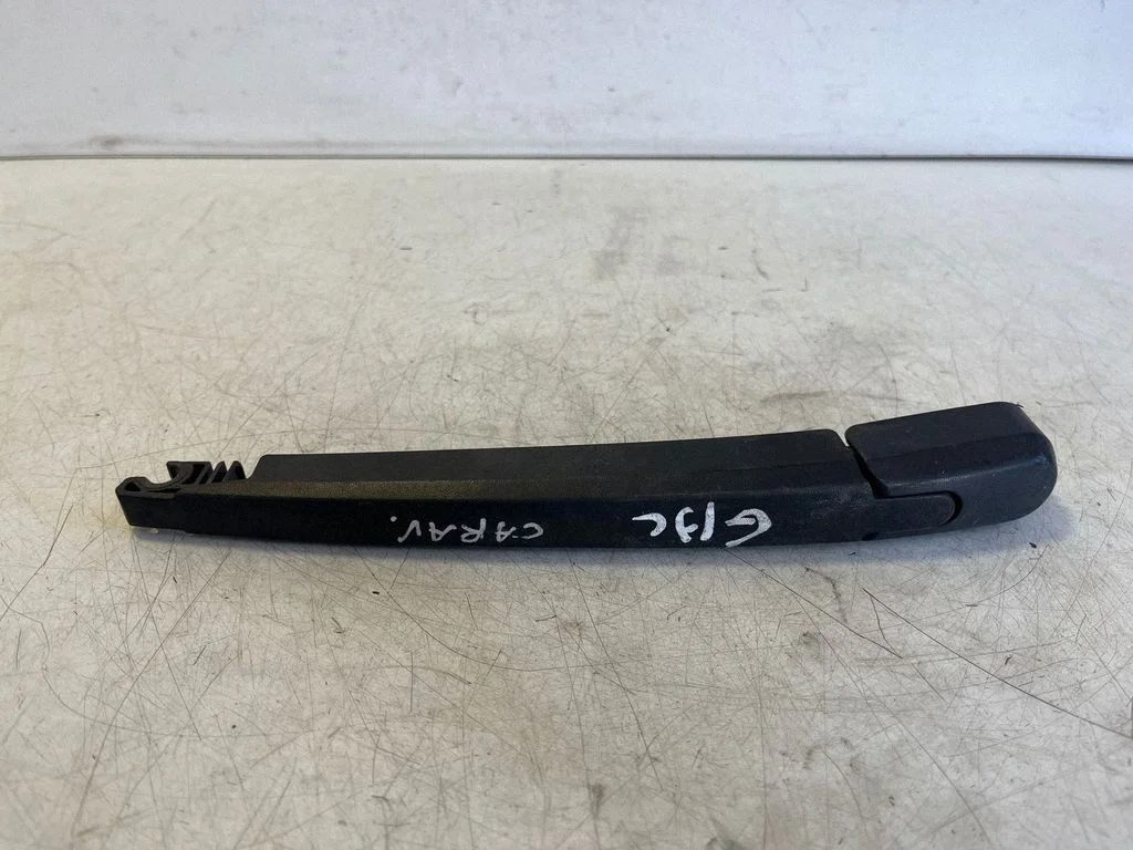 Rear wiper blade arm 0621N1