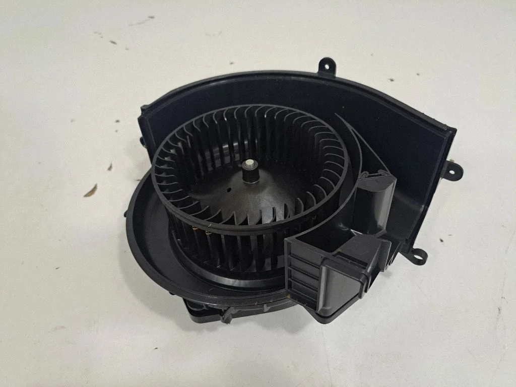 Heater fan/blower 9382862