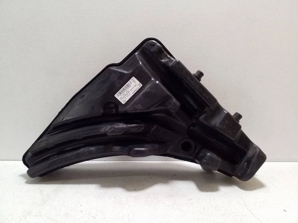 Windshield washer fluid reservoir/tank – Porsche Macan (95B) (2014-2018)