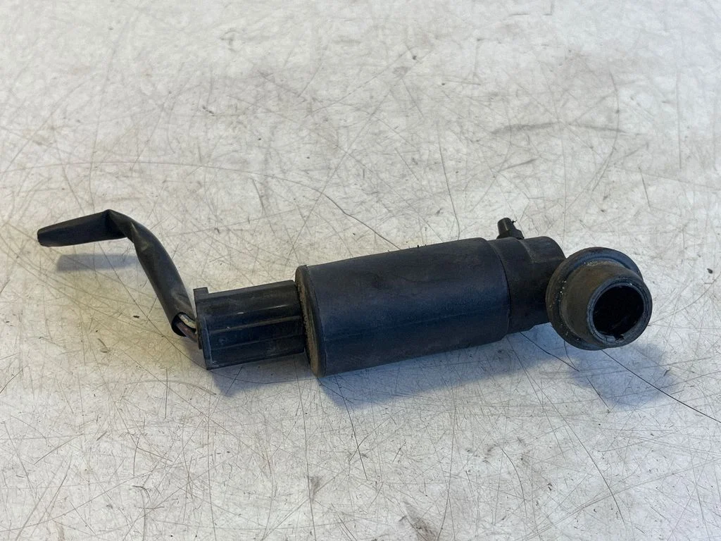 Windscreen/windshield washer pump