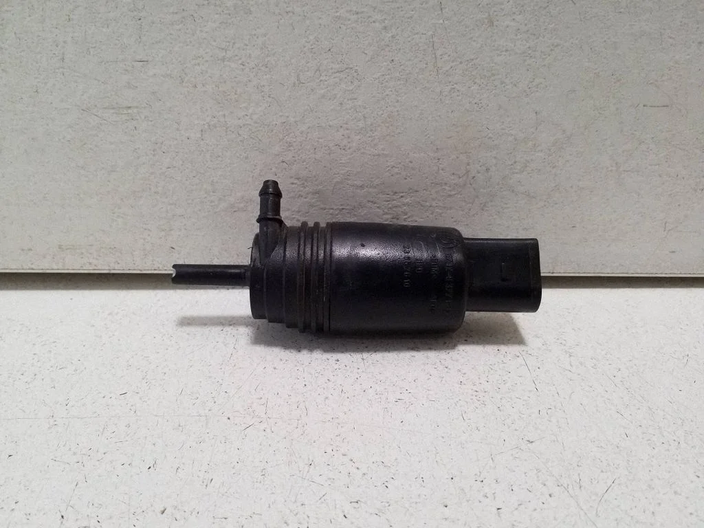 Klaasipesuvedeliku pump (klaaside) 8377612