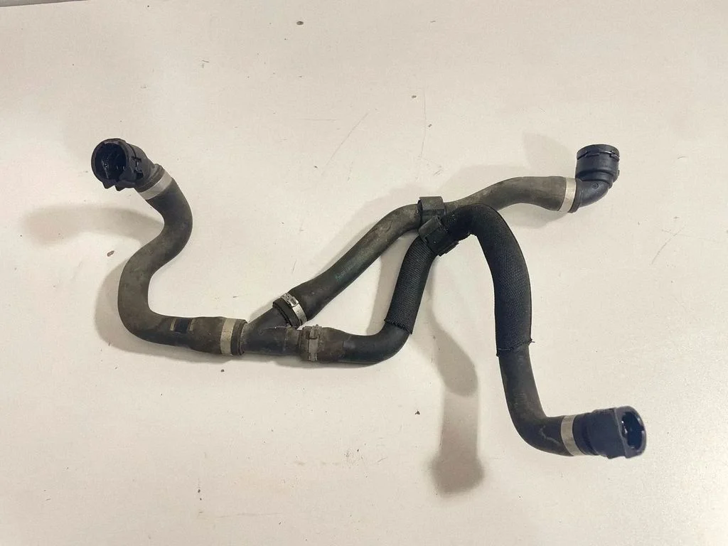 Engine coolant pipe/hose – BMW 4 Series F32 F33 (2013-2020)
