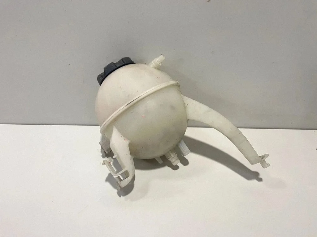 Coolant expansion tank/reservoir – BMW X5M G05 F95 (2019-)