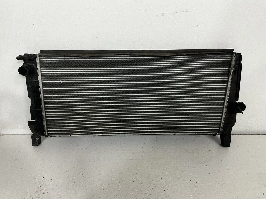 Jahutusvedeliku radiaator 7617637