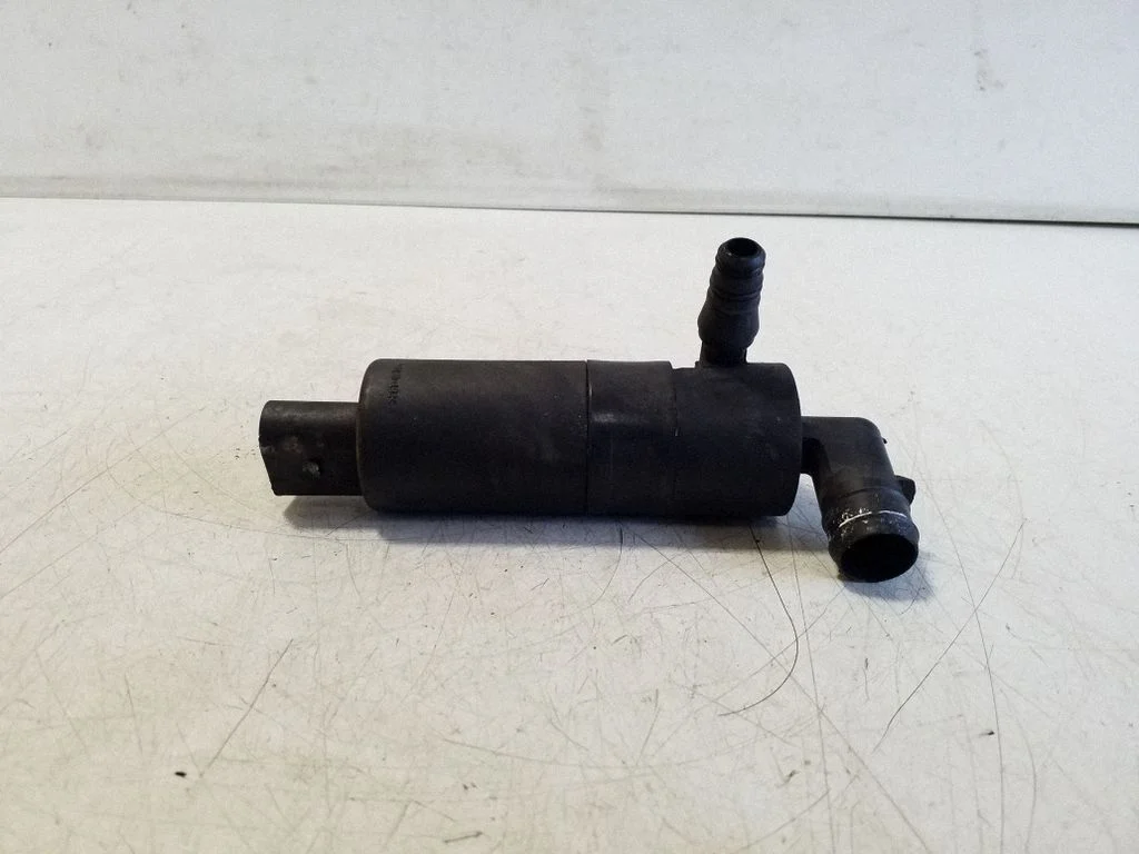 Headlight washer pump