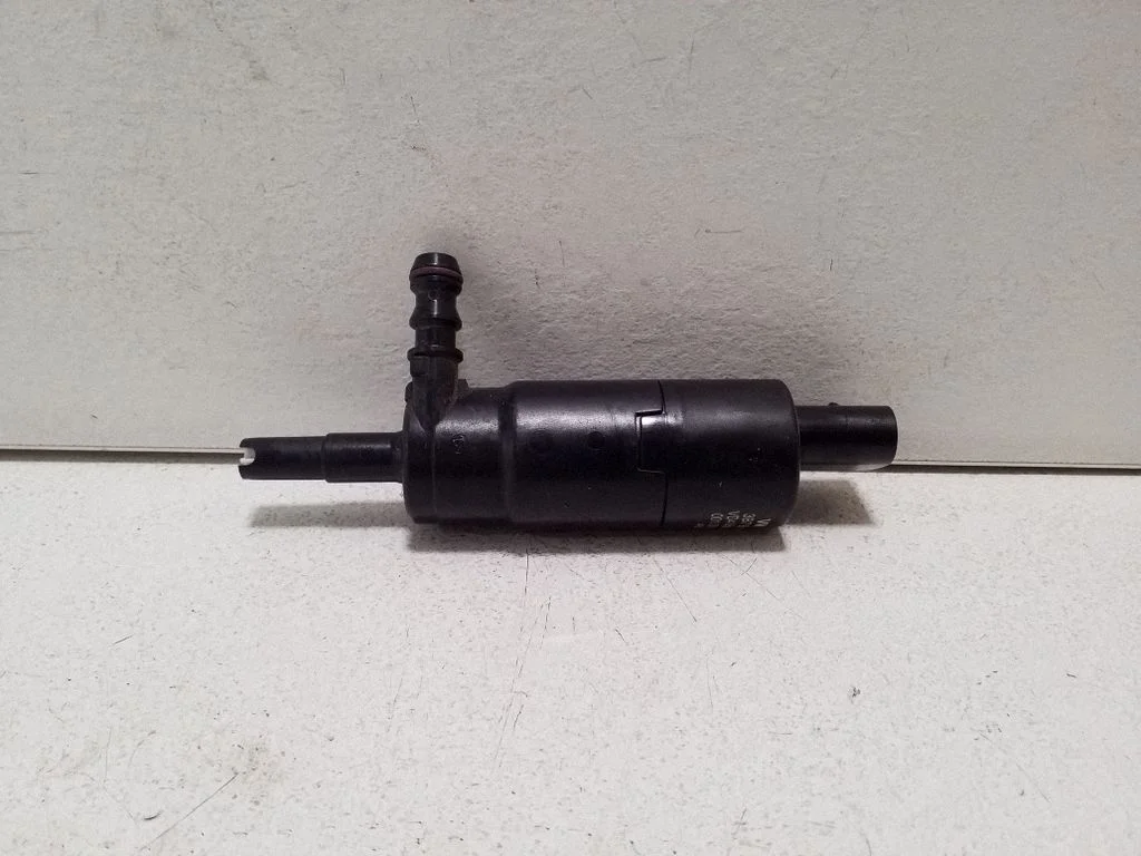 Tulepesuvedeliku pump 3B7955681