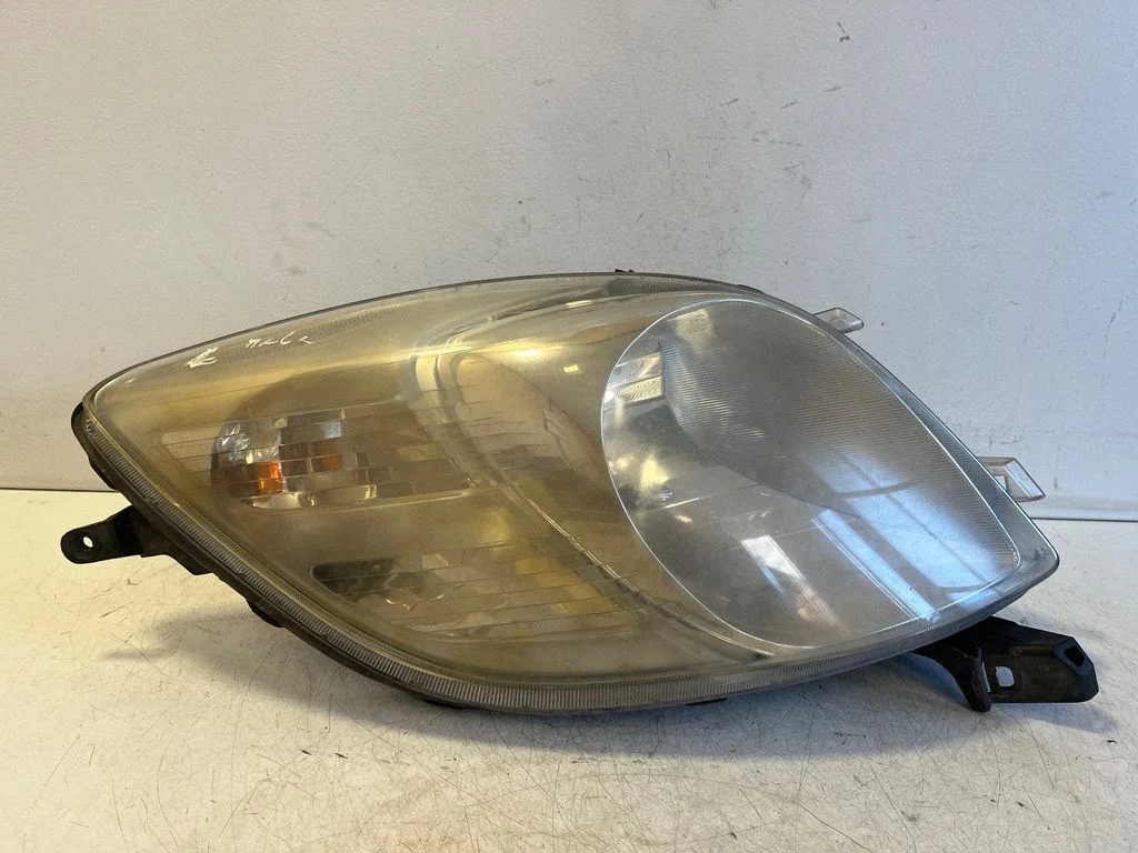 Headlight/headlamp 811500D130