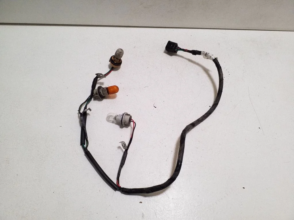 Tail light part 6KB927400000