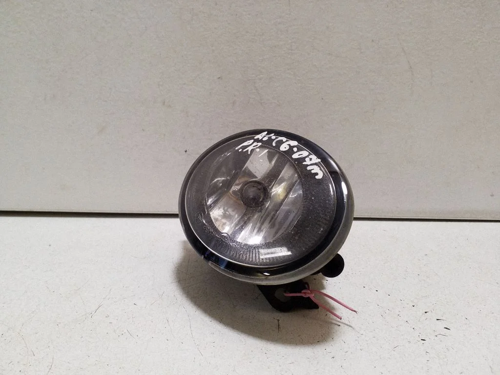 Halogen przedni 4F0941699 – Audi A6 S6 C6 4F (2004-2011)