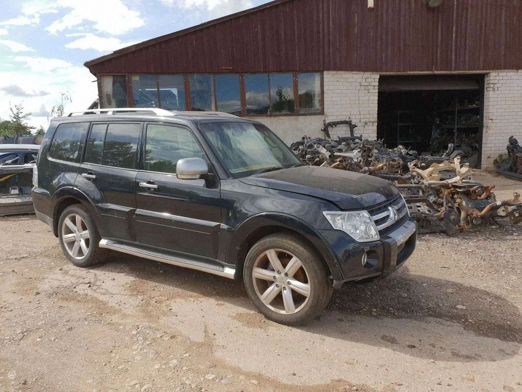 Mitsubishi Pajero Sport