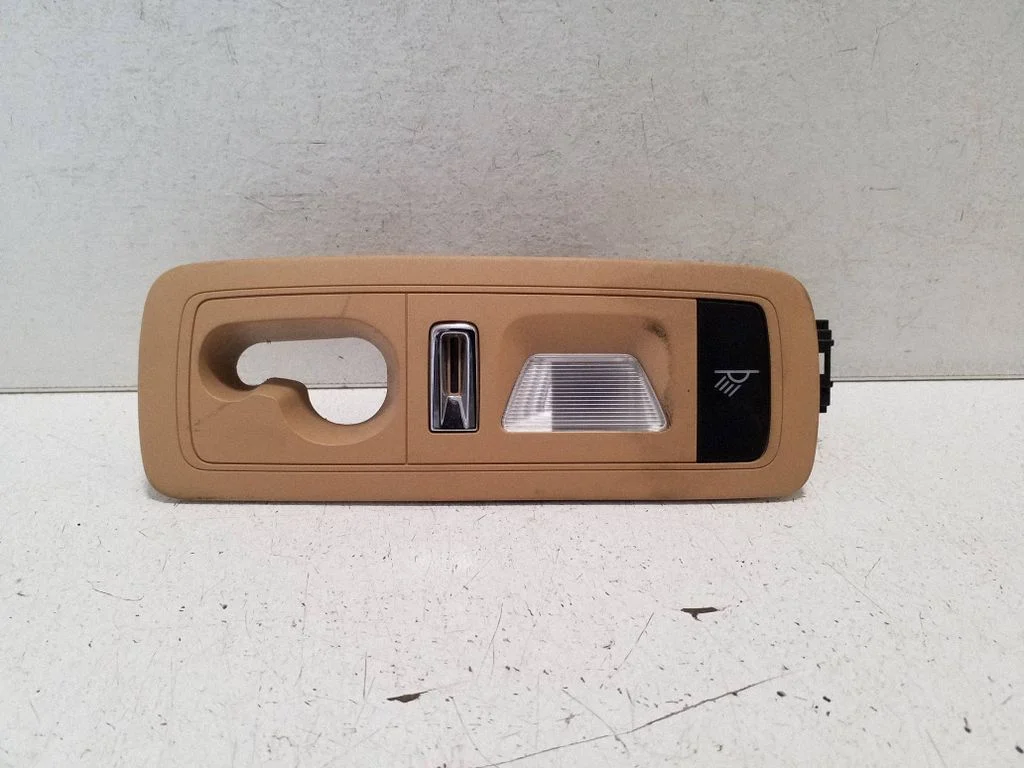 Rear seat light 7P5947292L