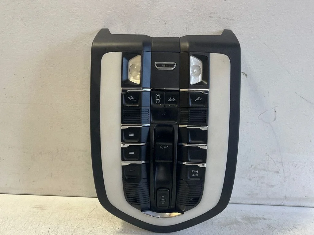 Esiistmete valgustustuli – Porsche Macan (95B) (2014-2018)