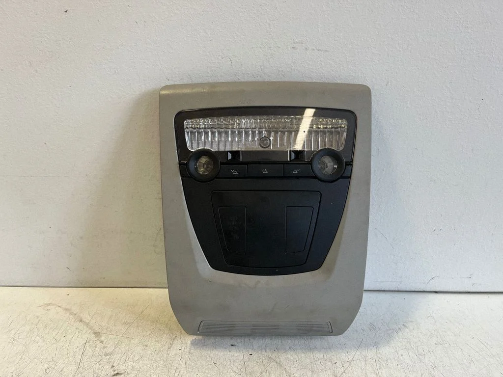 Front seat light 9267763