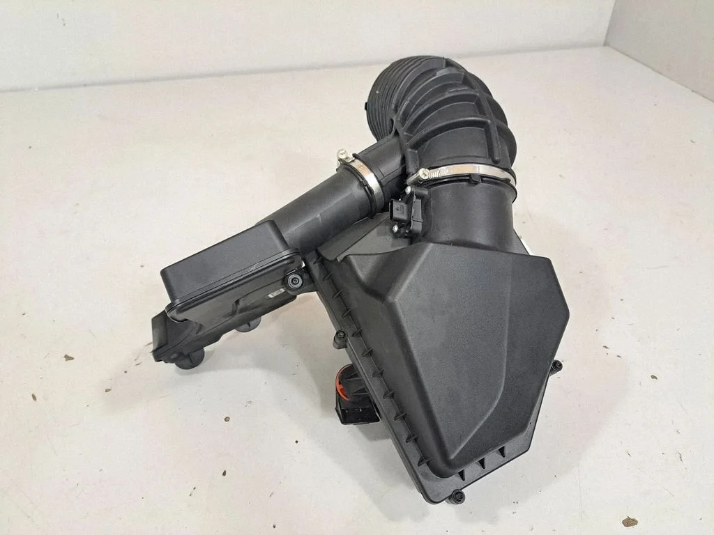 Gaisa filtra korpuss – BMW X6 G06 (2019-)