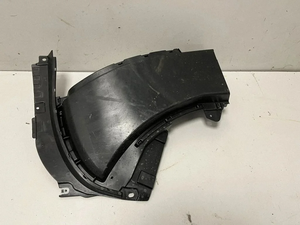 Air intake duct part – BMW XM (2022-)