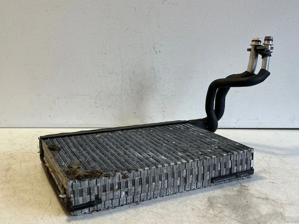 Air conditioning (A/C) radiator (interior) 670738X020