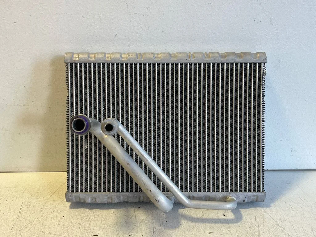 Air conditioning (A/C) radiator (interior) DC806005