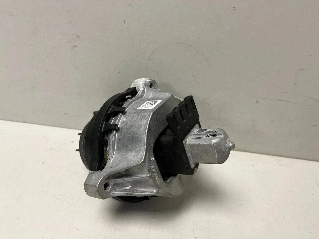 Engine mount bracket – BMW X5M G05 F95 (2019-)
