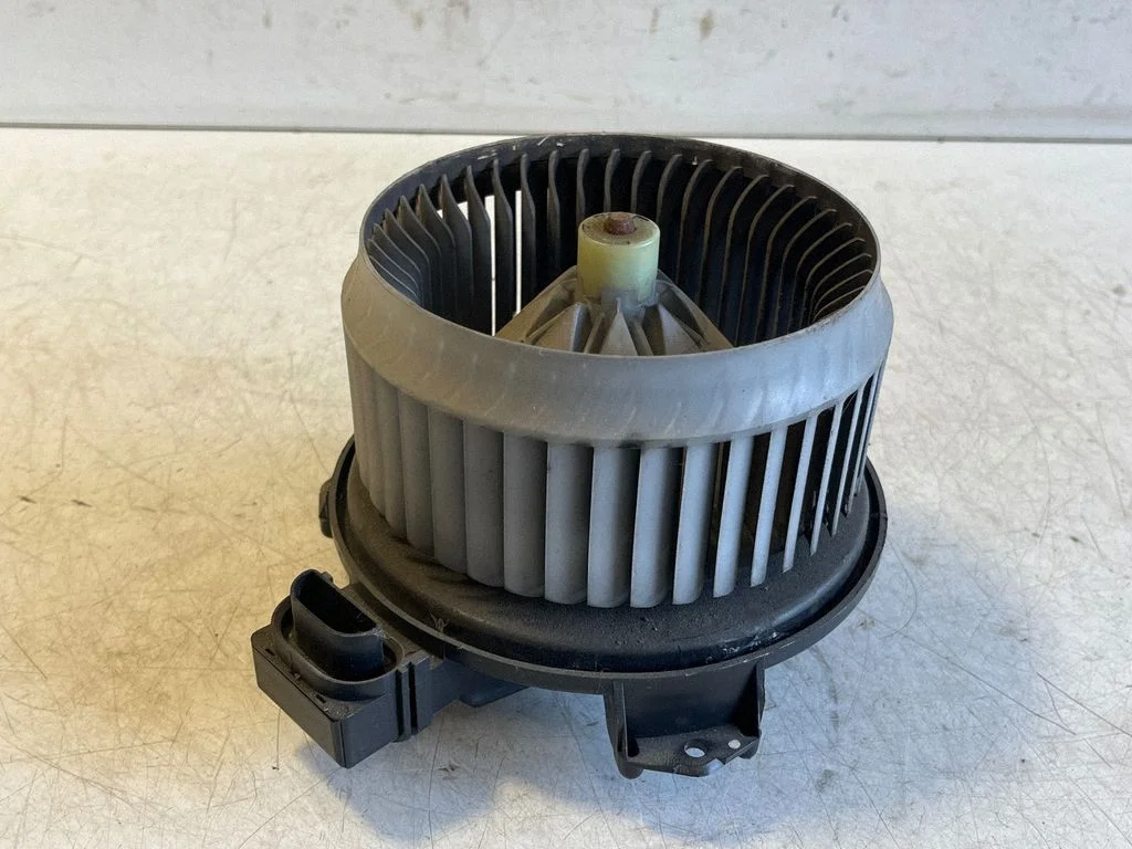 Heater fan/blower AV2727000301