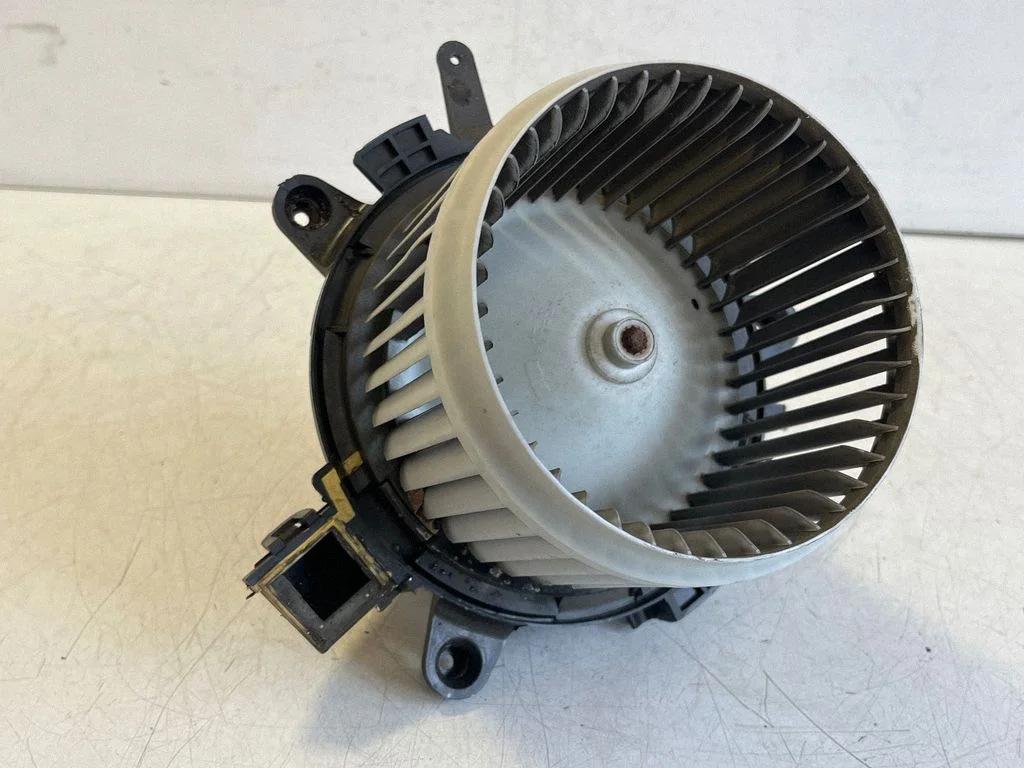 Heater fan/blower EQA353 – Opel Vivaro (2019-)