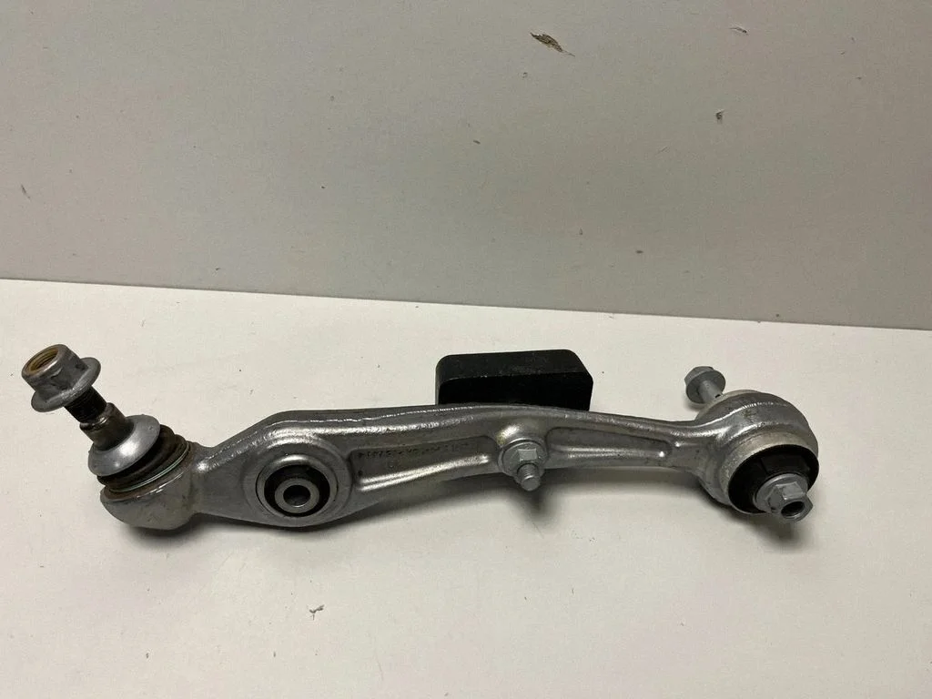 Front lower control arm/wishbone – BMW X6 G06 (2019-)