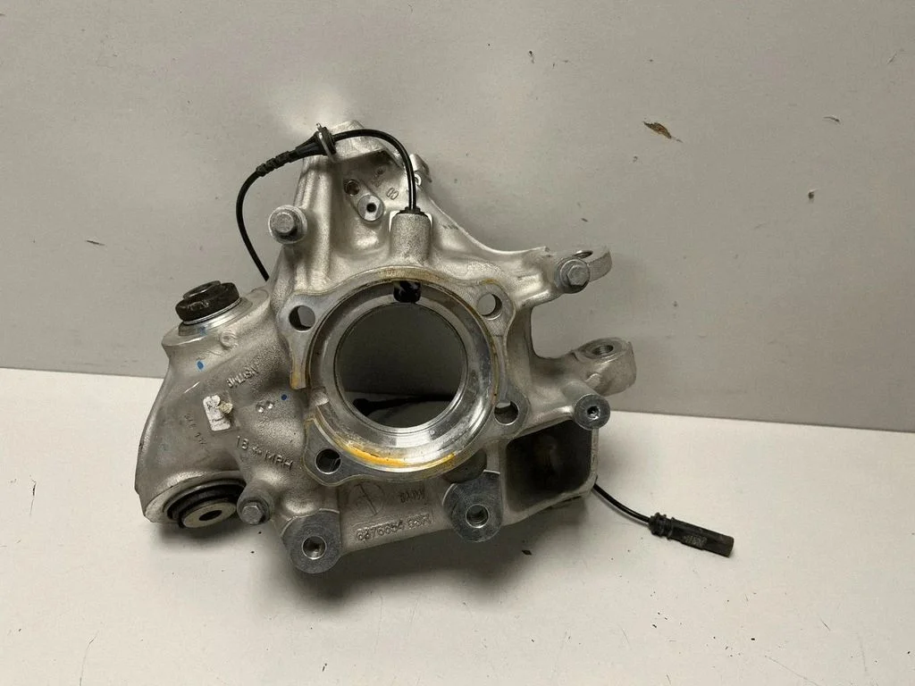 Tagumine rumm 6876654 – BMW X7 G07 (2018-)