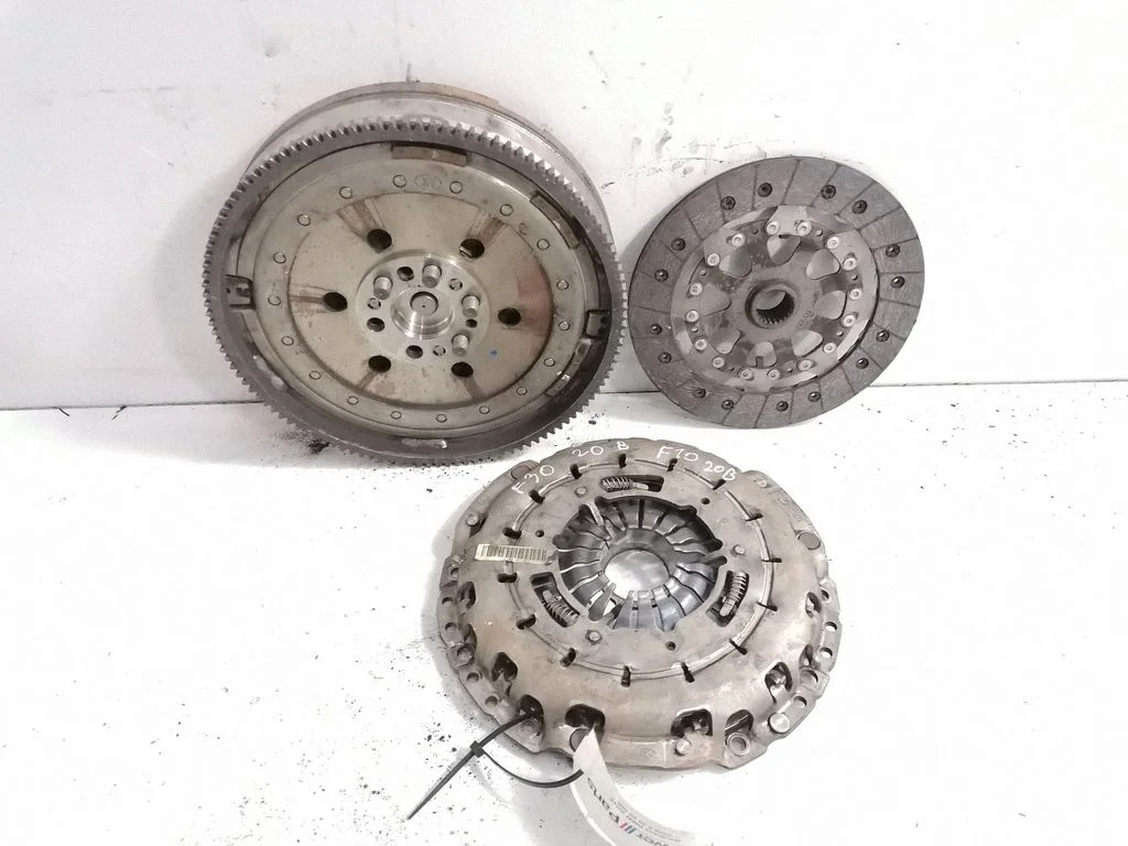 Clutch set kit – BMW 3 Series F30 F35 F31 (2012-2018)