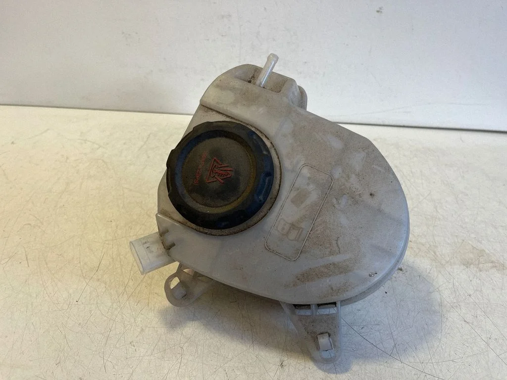 Coolant expansion tank/reservoir 5WA121407F – Audi SQ2 GA (2017-)