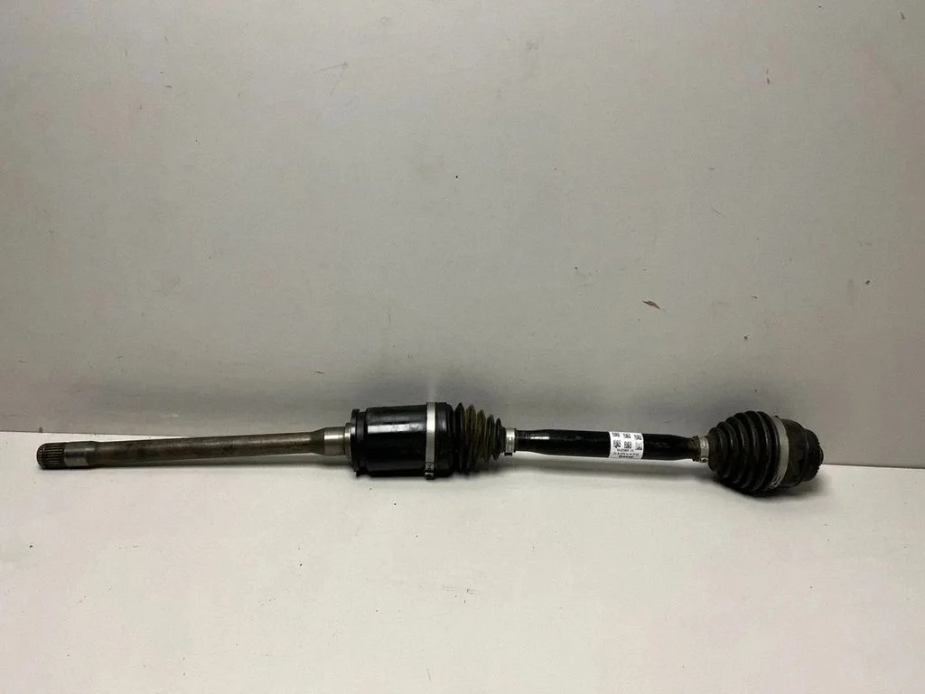 Front driveshaft – BMW XM (2022-)