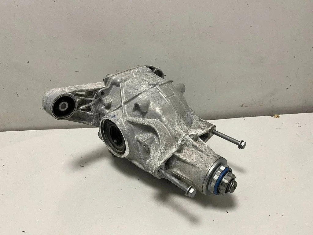 Aizmugurējais reduktors – BMW X5M G05 F95 (2019-)