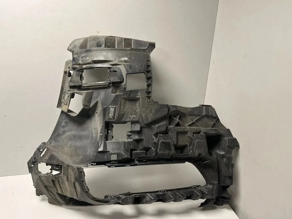 Front bumper mounting bracket 9881249 – BMW X7 G07 (2018-)