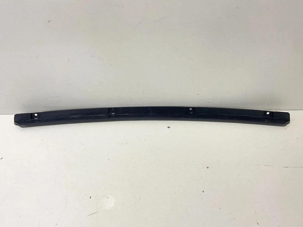 Front bumper splitter molding – BMW 4 Series G22 G23 G24 G26 (2020-)