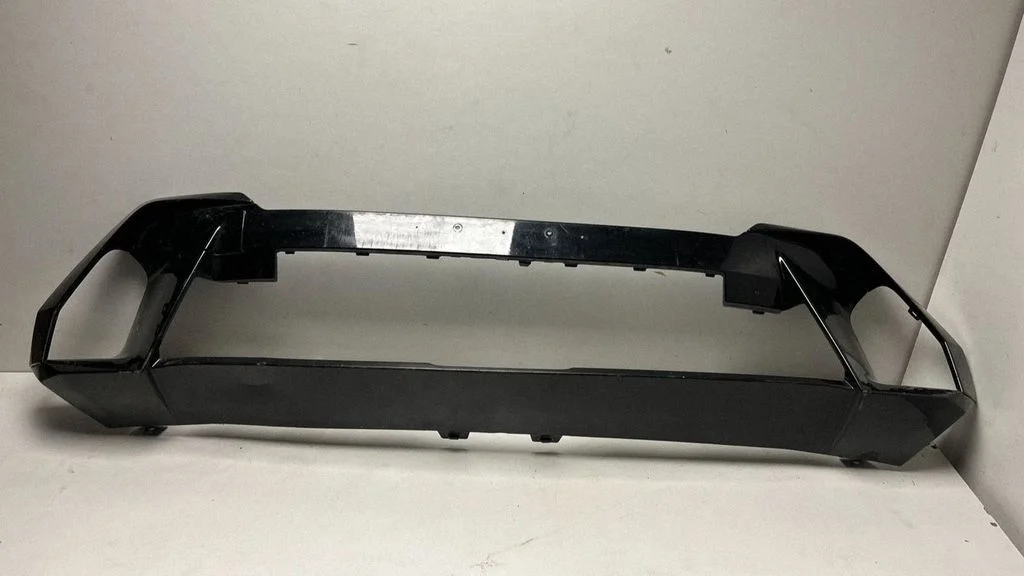 Front bumper lip 5A27162 – BMW X7 G07 (2018-)