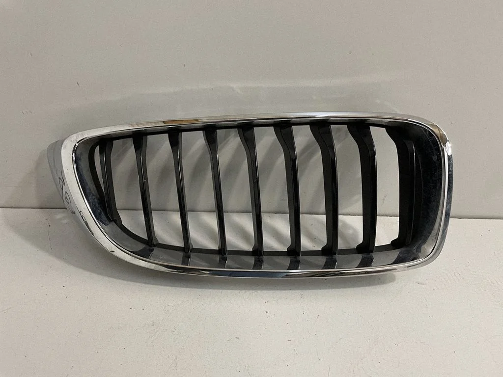 Front bumper upper radiator grill – BMW 4 Series F32 F33 (2013-2020)